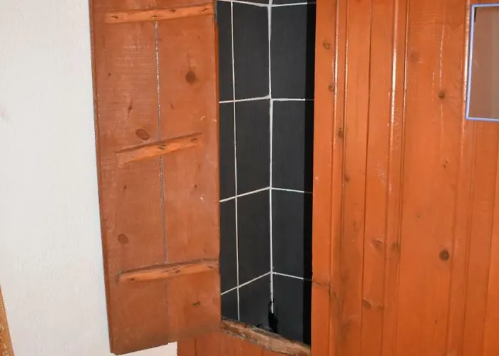 Sato Koeyevi-selendi מלון Selendi