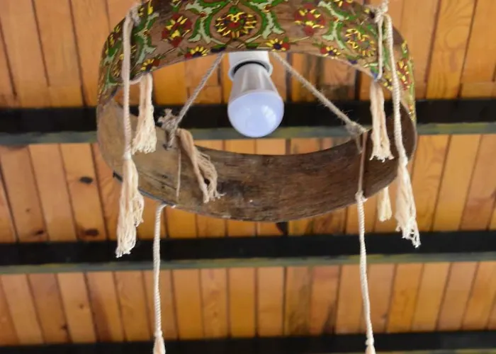 Sato Koeyevi-selendi מלון Selendi