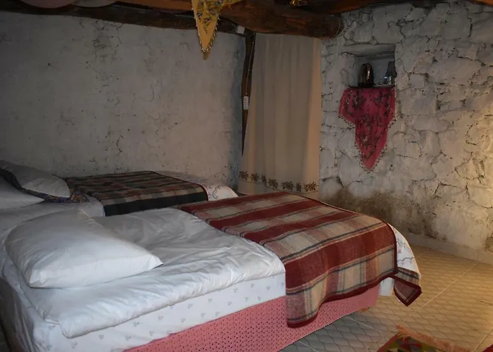 Sato Koeyevi-selendi Selendi